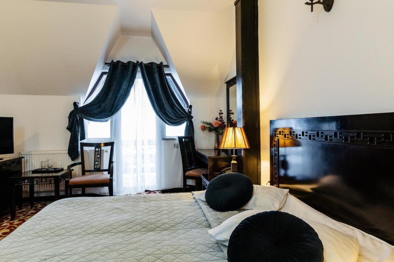 Hotel Contele Vladimir Bran  Esterno foto